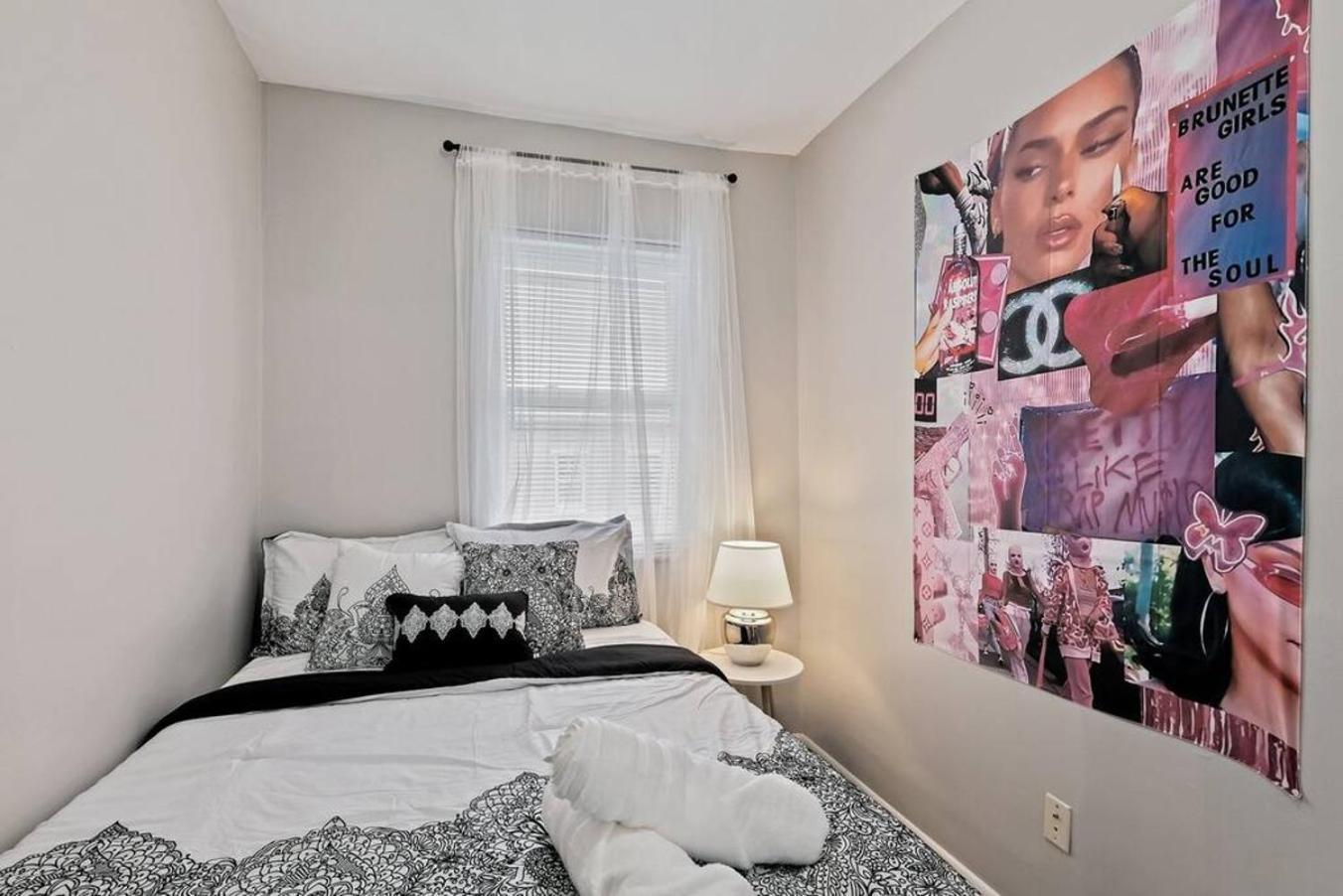 Stunning 2br In Center Apartment Philadelphia