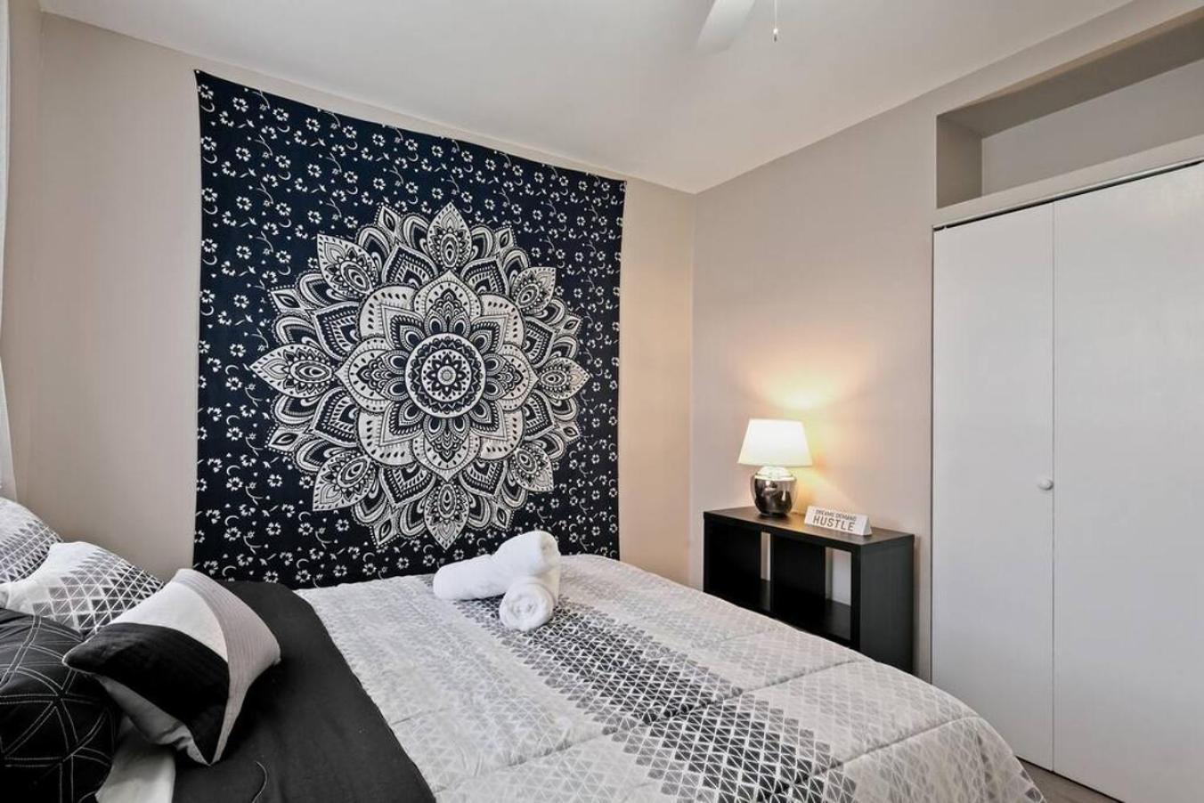 Stunning 2br In Center Apartment